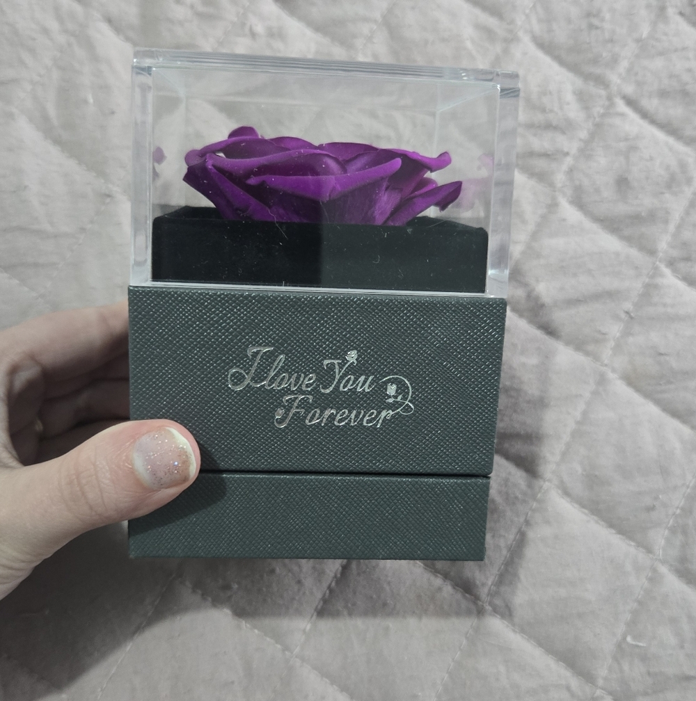 Butterfly Neclace In Purple Rose Display Box